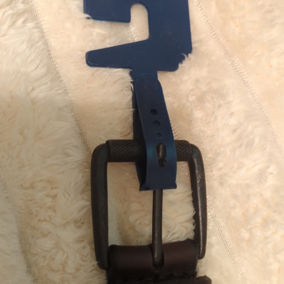 Levi's Casual  Denizen Dark Brown Belt - Picture 3 of 3